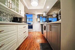 RivetStays - The Icon