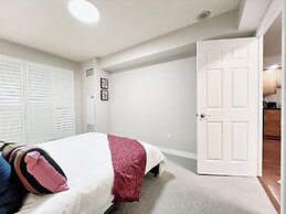 RivetStays - The Icon