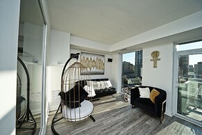 RivetStays - The Icon