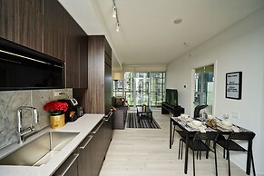 RivetStays - The Icon