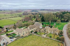 Country Cottage in Heart of the Cotswold