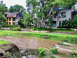 Tree Scape Mountain View Resort