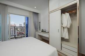 Amana Hotel & Residences