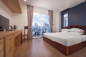 Amana Hotel & Residences