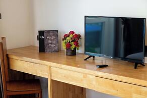 Amana Hotel & Residences