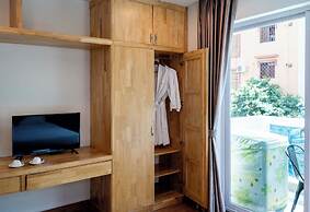 Amana Hotel & Residences