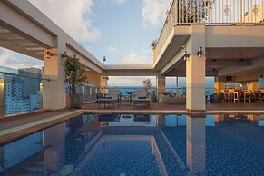 Amana Hotel & Residences