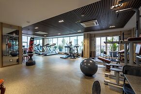 Amana Hotel & Residences