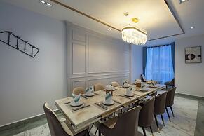 Amana Hotel & Residences