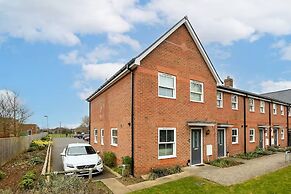 Cosy 3 Bedroom Home  Bicester Village