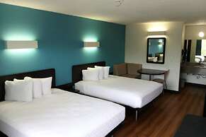 Blue Way Inn & Suites By Jasper Beeville