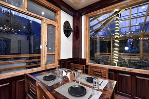 Anand Vilas Retreat By THC Hotels