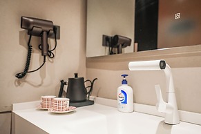 Modern Space Hotel Guangzhou Nansha Line4 STN