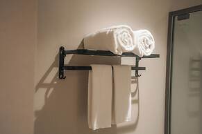 Modern Space Hotel Guangzhou Nansha Line4 STN