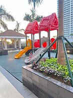 Unistay Coast Res R38 with Bal-Sunset Vw