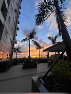 Unistay Coast Res R38 with Bal-Sunset Vw