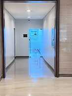 Unistay Coast Res R38 with Bal-Sunset Vw