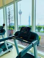 WELL-SHAPED Suites At PLATINUM KLCC