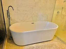 WELL-SHAPED Suites At PLATINUM KLCC