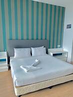 WELL-SHAPED Suites At PLATINUM KLCC