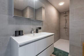 Spacious Apartment With 3bedrooms Close to the sea