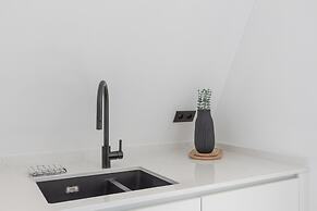 Spacious Apartment With 3bedrooms Close to the sea