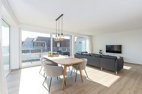 Spacious Apartment With 3bedrooms Close to the sea