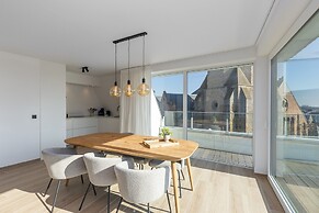 Spacious Apartment With 3bedrooms Close to the sea