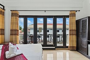Central Hotel Vang Vieng