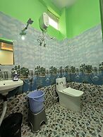 Hotel Arya Kulam Palace