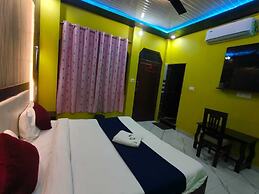 Hotel Arya Kulam Palace