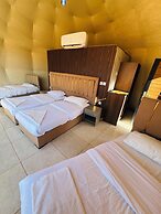 Rum moonlight luxury camp