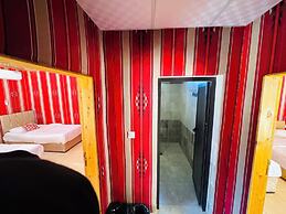 Rum moonlight luxury camp