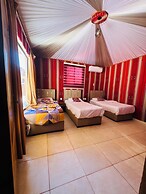 Rum moonlight luxury camp