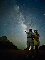 Rum moonlight luxury camp