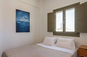 Apeiron Blue Perissa Apartments