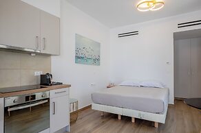 Apeiron Blue Perissa Apartments