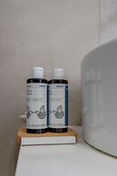 Apeiron Blue Perissa Apartments