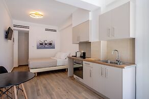 Apeiron Blue Perissa Apartments