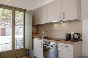 Apeiron Blue Perissa Apartments