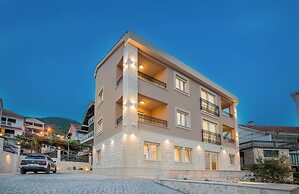 Luxury Apartments Ivanovic