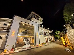 Winterline Gold Resort