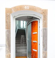 Olis House in Angra do Hero smo