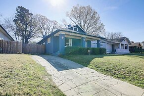 4 Mi to Beale Street & Fedexforum: Home w/ Yard!
