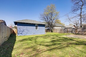 4 Mi to Beale Street & Fedexforum: Home w/ Yard!