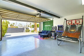 Mtn Views & Outdoor Oasis: Palm Springs Getaway