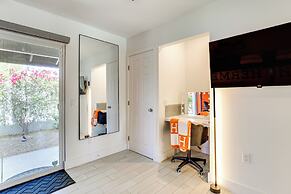 Mtn Views & Outdoor Oasis: Palm Springs Getaway