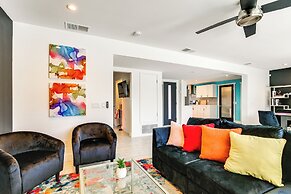 Mtn Views & Outdoor Oasis: Palm Springs Getaway