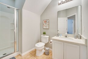 2 Mi to Disney World: Townhome w/ Patio!