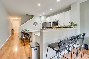 2 Mi to Disney World: Townhome w/ Patio!